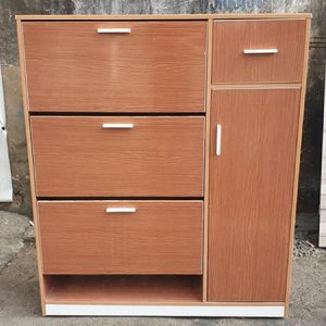 Địa Chỉ Thu Mua Tủ Giày Dép Cũ Giá Cao – Nhanh Gọn, Uy Tín Tại TP.HCM